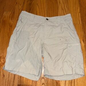 Columbia Woman’s Light Tan Cargo Shorts